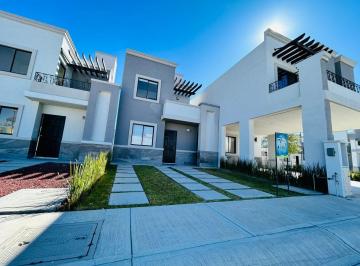 Casa de 2 habitaciones, Pachuca · Casa en Venta Al Sur de Pachuca | 2 Recámaras, Privada con Seguridad 24/7