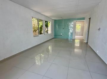Local comercial · 95m² · 2 Estacionamientos · Local - del Valle
