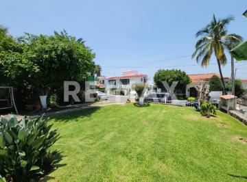 Casa · 367m² · 2 Recámaras · 2 Estacionamientos · Casa en Venta en Morelos, Lomas de Cocoyoc