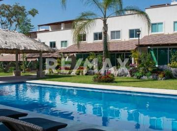Casa · 70m² · 4 Recámaras · 1 Estacionamiento · Casa en Venta en Xochitepec Morelos