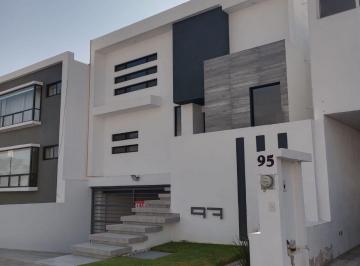 Casa en condominio de 3 habitaciones, Querétaro · Rta/vta Hermosa Residencia a Estrenar Condominio con Acceso Controlado, Muy Ubicada