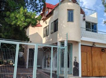 CABAÑA LOFT · SANTUARIO DE PAZ
Propiedad única en Villas de Irapuato, ideal para · Cabaña Loft · Santuario de Paz en Villas de Irapuato