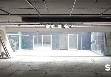 Oficina · 400m² · 12 Estacionamientos · Palmas en Esquinal Ubicado Amplio Uso Suelo