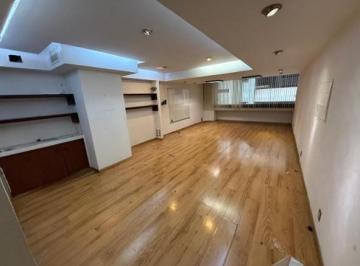 Oficina · 93m² · 1 Estacionamiento · Oficina en Venta Bosque de Las Lomas ¡Diseño Moderno!