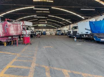 Bodega comercial · 2518m² · 10 Estacionamientos · Extraordinaria Bodega Nueva en El Mercado Llamanos