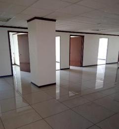 Edificio · 2308m² · 24 Estacionamientos · Edificio Comercial en Renta, Colonia Centro ¡Oficinas Ocupación Inmediata!