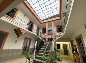 Edificio · 300m² · 9 Recámaras · 8 Estacionamientos · Estupendo Hotel Funcionando en Venta en Centro de Puebla