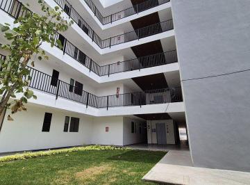 eb515fd9143cbaadfb4ebbe81bcdd85ec24e1e4195dcbfa50097dee3b18c80a2 · Departamento en Renta Zona Villa Carmel