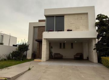 Casa · 4 Recámaras · 3 Estacionamientos · Casa en Venta en El Molino Residencial León Guanajuato