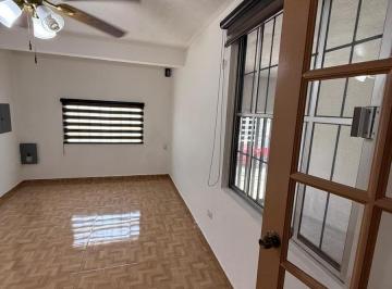 Casa · 105m² · 3 Recámaras · 1 Estacionamiento · Casa en Renta en "Cumbres San Agustin" Monterrey