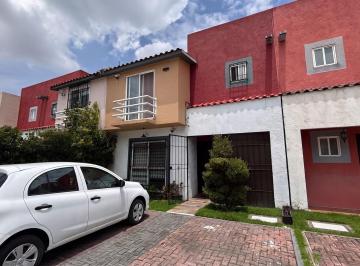 Casa · 165m² · 4 Recámaras · 2 Estacionamientos · Casa en Venta 4 Recámaras Villa Toscana
