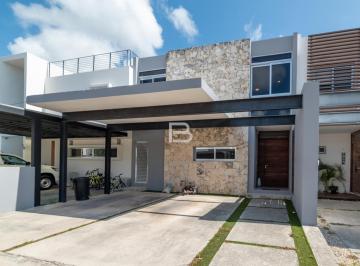 Casa · 160m² · 3 Recámaras · 2 Estacionamientos · Casa en Venta Residencial Palmaris