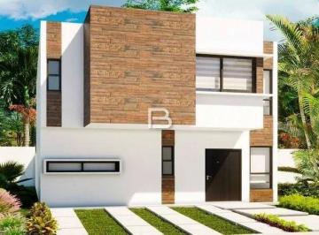 Casa · 130m² · 3 Recámaras · 2 Estacionamientos · Venta de Casa en Sayab Residencial Sobre Av Huayacán