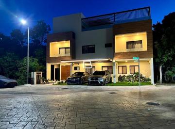 Casa · 140m² · 4 Recámaras · 2 Estacionamientos · En Venta Casa en Cancun Residencial Arbolada