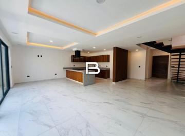 Casa · 160m² · 4 Recámaras · 2 Estacionamientos · Casa en Residencial Río