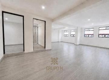 Oficina · 120m² · 1 Estacionamiento · Local en Renta en Metepec, en Calle Ceboruco