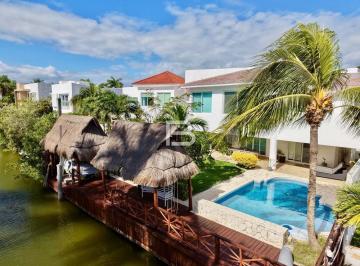 Casa · 519m² · 3 Recámaras · Isla Dorada Casa en Venta con Muelle