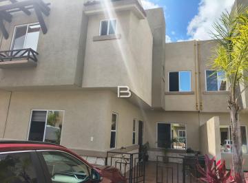 Casa · 140m² · 3 Recámaras · 2 Estacionamientos · Casa en Venta en Residencial Catania Cancun