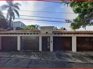 Casa de 6 habitaciones, Cuernavaca · Venta de Casa en Morelos Cuernavaca Maravillas
