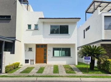 Casa de 3 habitaciones, Tlajomulco de Zúñiga · Casa en Renta en Nueva Galicia Coto Coruña