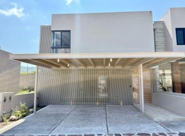 Casa de 4 habitaciones, Querétaro · Casa Fatima - Altozano Queretaro
