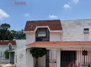 Casa · 213m² · 4 Recámaras · 3 Estacionamientos · Venta Casa en Jardines del Alba Cuautitlán Izcalli