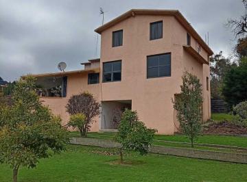 Casa · 2436m² · 4 Recámaras · 10 Estacionamientos · Venta Casa en Santa Ana Jilotzingo, Precio de Oportunidad!