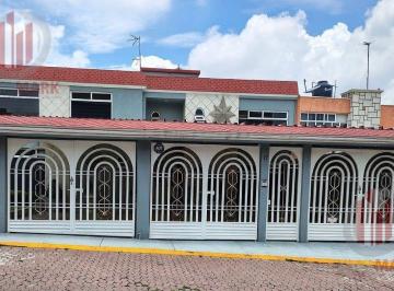 Casa · 175m² · 3 Recámaras · 2 Estacionamientos · Venta de Casa en Jardines del Alba Cuautitlán Izcalli