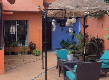 Casa · 220m² · 2 Recámaras · 2 Estacionamientos · Venta Linda Casa en Cancún
