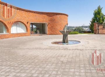 Casa · 2184m² · 5 Recámaras · 4 Estacionamientos · Renta Y/o Venta Casa en Fincas de Sayavedra