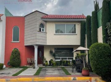 Casa · 149m² · 3 Recámaras · 3 Estacionamientos · Venta Casa Residencial Paseo Real de Atizapán