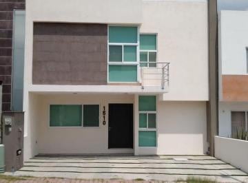 Casa · 130m² · 3 Recámaras · Venta Casa Seminueva en El Refugio Querétaro