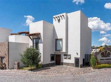 Casa en condominio de 4 habitaciones, San Miguel de Allende · Casa Amueblada en Renta, 4 Recámaras, Antigua Residencial, Villa de Los Frailes