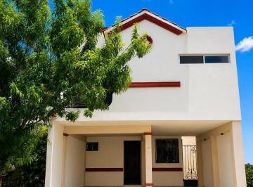 Casa · 90m² · 3 Recámaras · 2 Estacionamientos · Hermosa Casa en Venta | Privadas Santa Rosa 2 | Apodaca Nuevo Leon