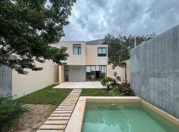 Casa de 3 habitaciones, Mérida · Casa Amueblada de 3 Recámaras con Paneles Solares y Alberca en Renta en Dzityá