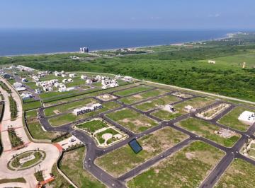 Terreno / Lote · 144m² · Terreno en Venta Lomas del Mediterraneo