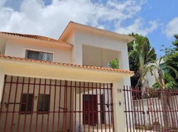 Casa de 3 habitaciones, Benito Juárez · Amplia y Centrica Casa con Alberca Privada en Sm 11