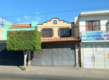 Casa de 3 habitaciones, León · Casa en Renta Col. Las Mandarinas