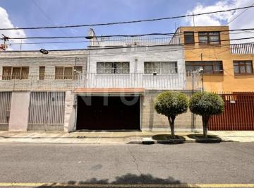Casa · 360m² · 6 Recámaras · 2 Estacionamientos · Casa en Venta Jardin Balbuena Av del Taller Venustiano Carranza