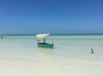 Terreno / Lote , Lázaro Cárdenas · Venta de Terreno en Holbox, a 4 Cuadras de La Playa Holbox