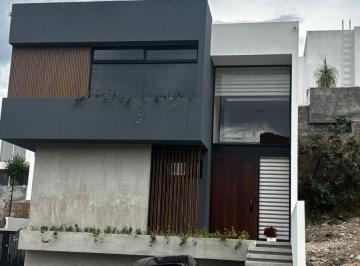 7a29730c2725cd81c5f861888ae2e53a276d96999641f4e846f98b43e6f9a4d1 · Casa en Venta en Grillos Vistas Altozano