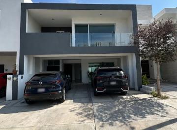 Casa en condominio de 3 habitaciones, Querétaro · Casa en Renta con Seguridad 24/7 | Hacienda Juriquilla Santa Fe