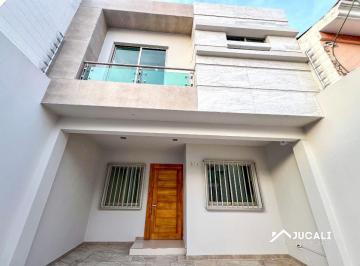 Casa de 4 habitaciones, Zapopan · Casa en Venta en Valdepeñas, Zapopan