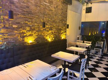 Local comercial de 2 habitaciones, Benito Juárez · Pizzería Restaurante