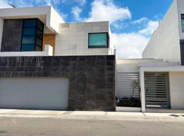 Casa de 3 habitaciones, Tijuana · Se Vende Casa de 3 Recámaras en Hacienda Agua Caliente, Tijuana