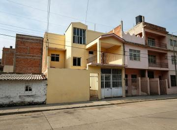 Casa de 4 habitaciones, Irapuato · Propiedad con Precio Especial – ¡No La Dejes Pasar! Venta en Esfuerzo Obrero
