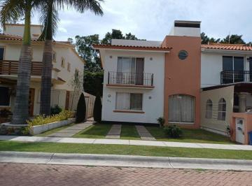 Casa de 4 habitaciones, Irapuato · Rento Casa Amueblada en San Antonio de Ayala