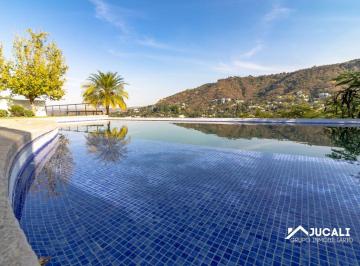 Casa de 4 habitaciones, Zapopan · Casa en Venta con Alberca con Vista Campo de Golf en Las Cañadas, Zapopan