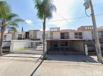 Casa de 4 habitaciones, León · Oportunidad Única por Debajo de Su Valor Comercial - Bonita Casa en Venta en San Isidro