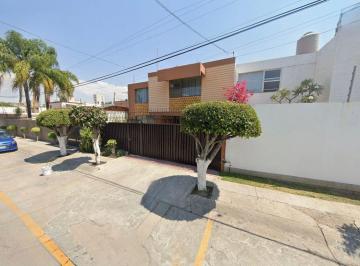 Casa de 4 habitaciones, León · Precio por Debajo del Mercado – Invierte Inteligente en Jardines del Moral
